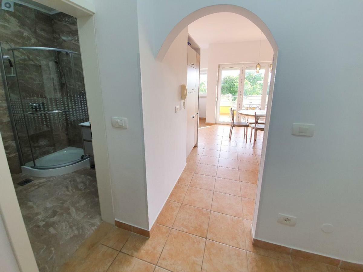 Lastovka Posesi Apartment Medulin Luaran gambar