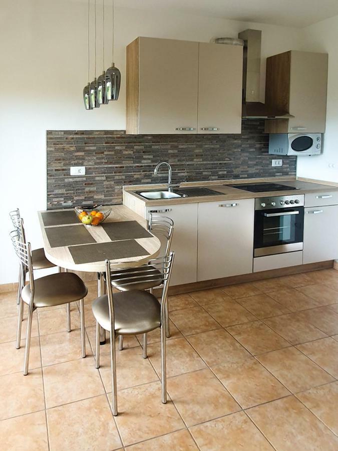 Lastovka Posesi Apartment Medulin Luaran gambar