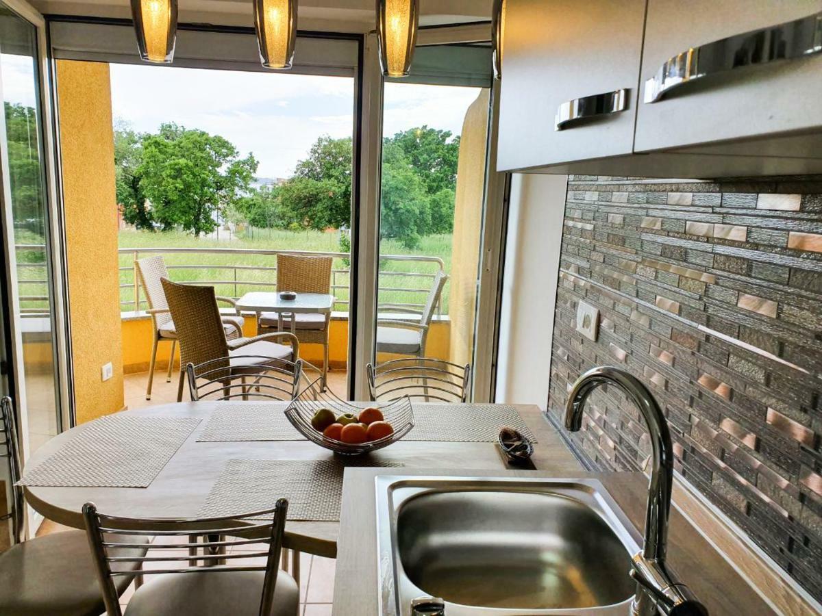 Lastovka Posesi Apartment Medulin Luaran gambar