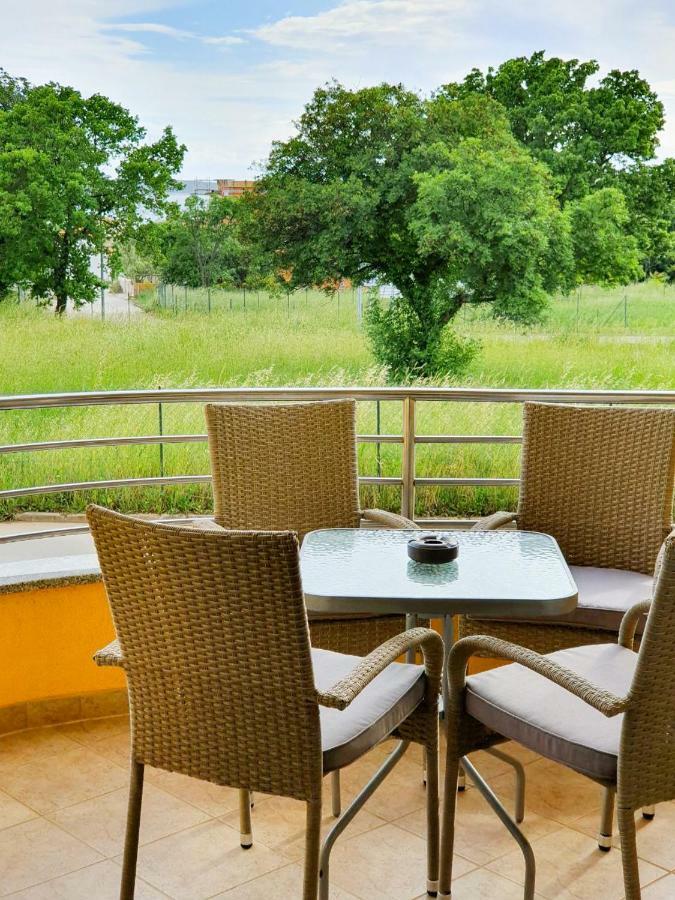 Lastovka Posesi Apartment Medulin Luaran gambar